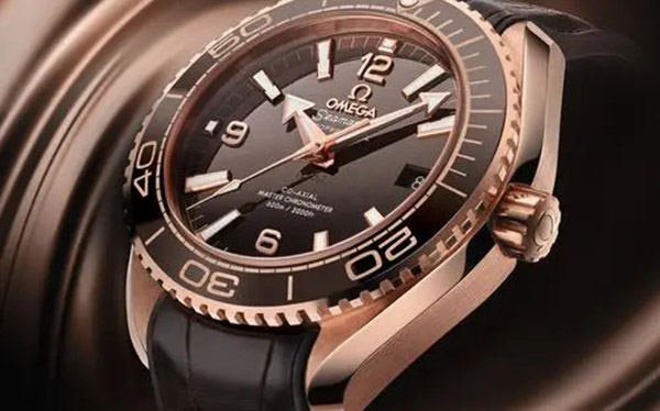 欧米茄手表表壳破裂解决技巧大全(图) 欧米茄手表表壳破裂解决技巧大全(图)