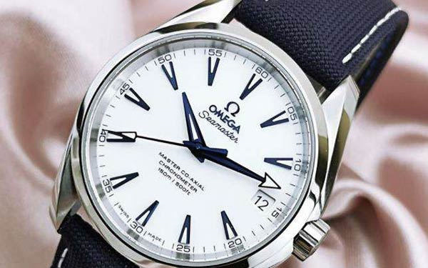 手表停摆?欧米茄发条不紧的秘密与自救指南(图) 手表停摆?欧米茄发条不紧的秘密与自救指南(图)