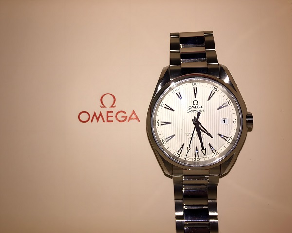 欧米茄手表后盖裂痕修复指南(图) 欧米茄手表后盖裂痕修复指南(图)